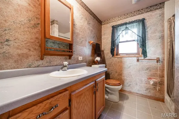 $125,000 | 3040 County Road 900 North, New Baden, IL 62265