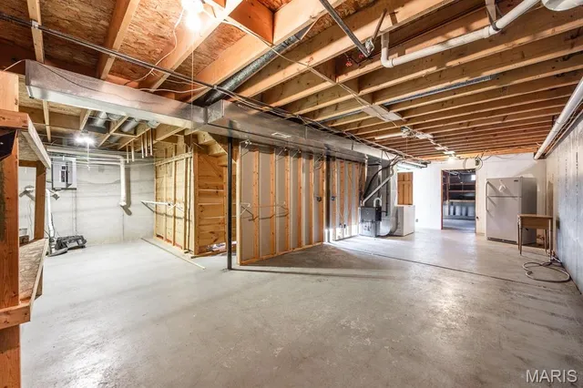 $250,000 | 3040 County Road 900 North, New Baden, IL 62265