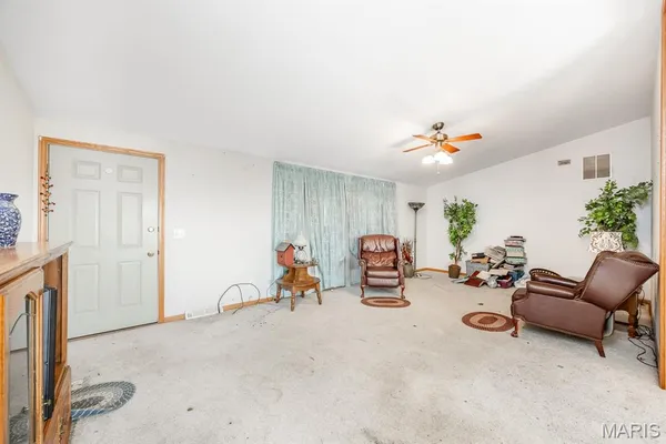 $125,000 | 3040 County Road 900 North, New Baden, IL 62265