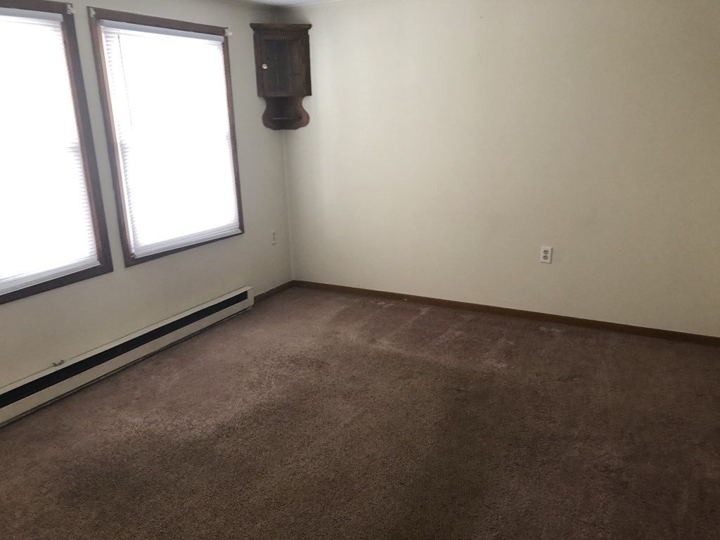 3 Hunnewell Road Worcester, MA 01606 - Photo 3 of 14 Gallery Image 3