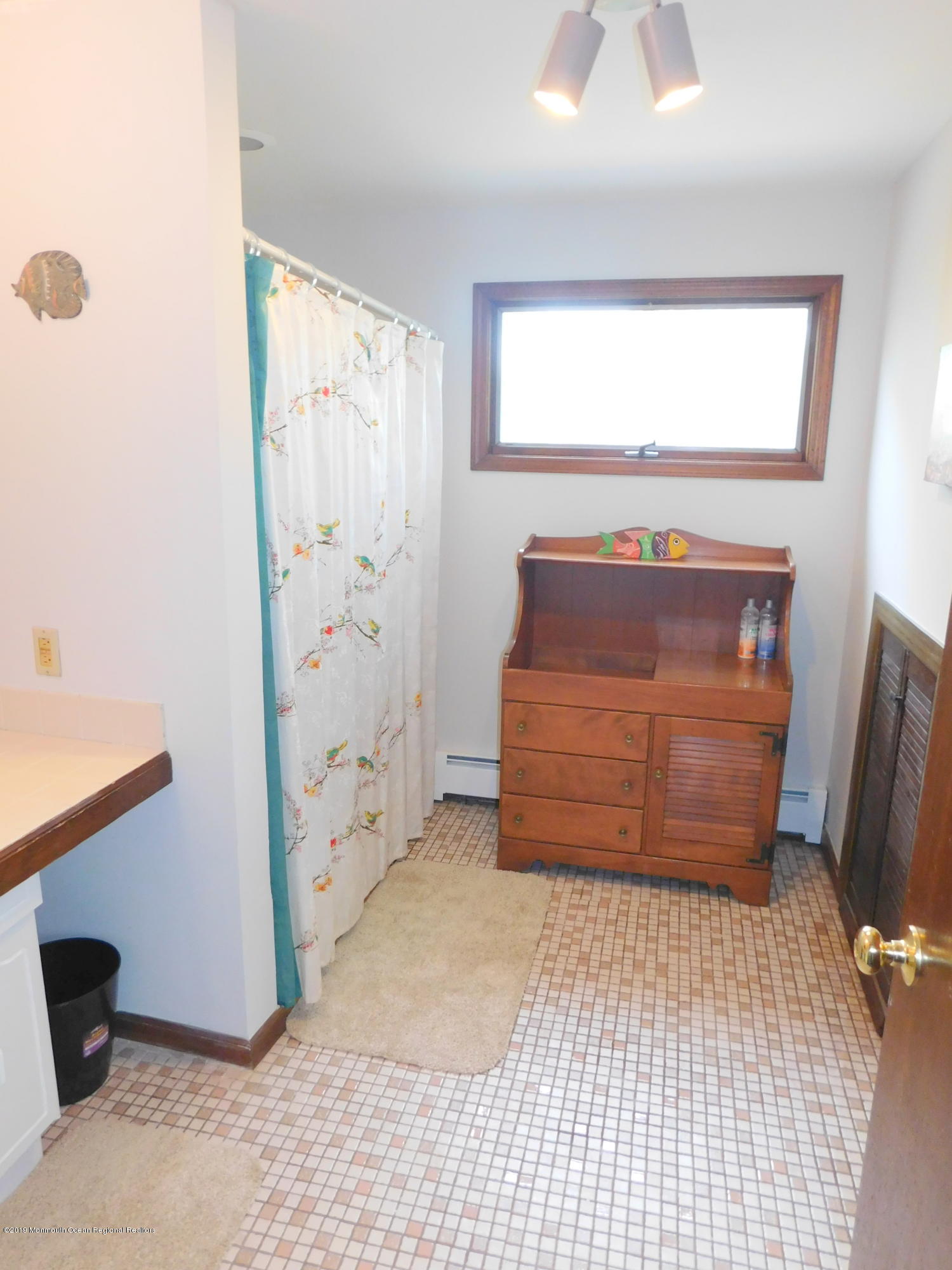 725 Oakwood Road Point Pleasant, NJ 08742 - Photo 16 of 26 Bath