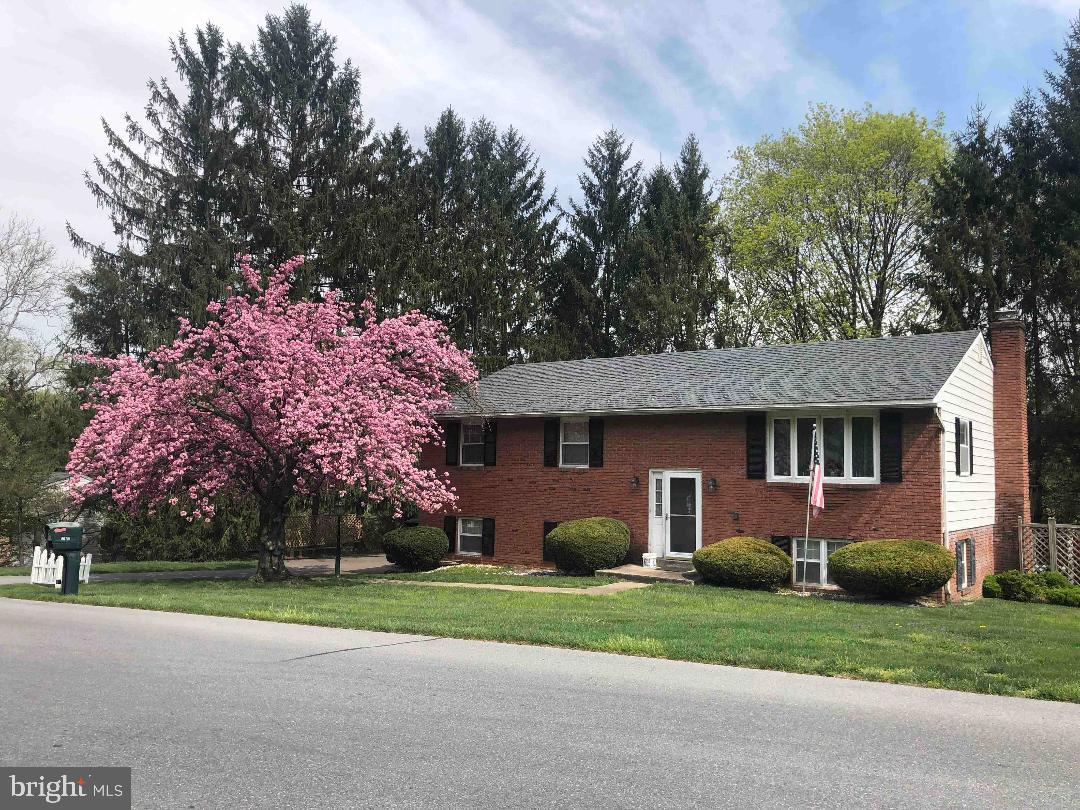 1079 Richmond Road Lancaster, PA 17603 - Photo 1 of 36 Gallery Image 1