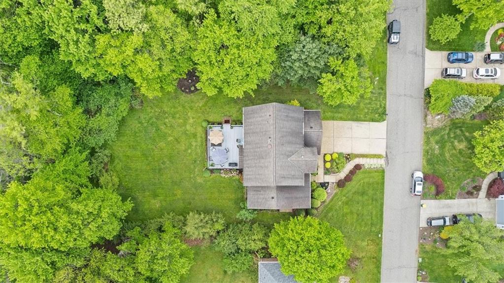 507 Sandra Lane Cheswick, PA 15024 - Photo 24 of 24 an aerial view of a house with a yard