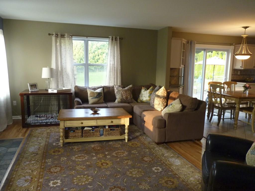 115 Country Walk Road Rotterdam, NY 12306 - Photo 3 of 24 Photo 3