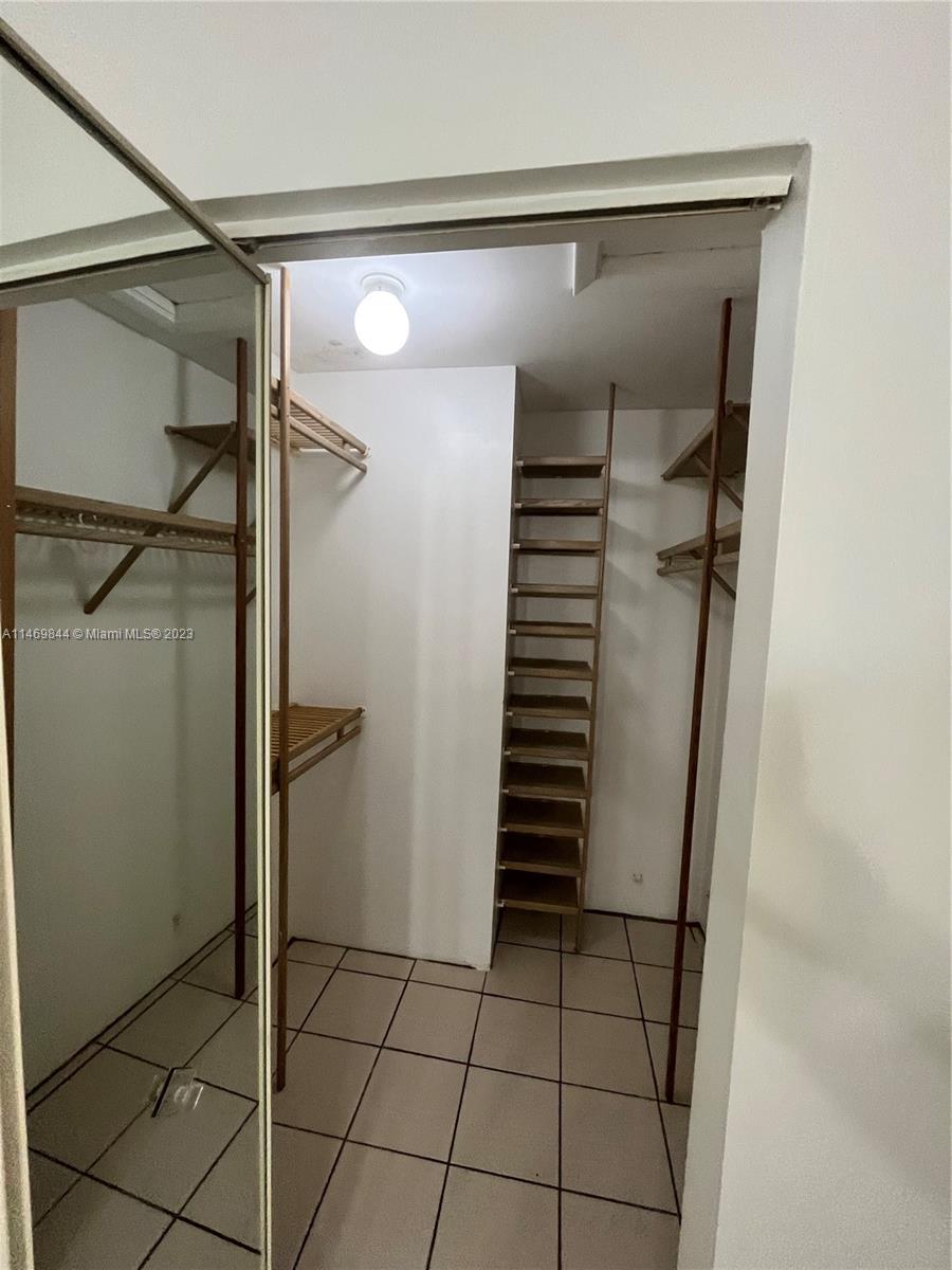 The Crossings Miami, FL 33186 - Photo 5 of 14 a view of closet
