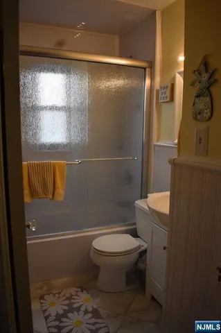 $599,500 | 39-16 Northern Drive, Fair Lawn, NJ 07410