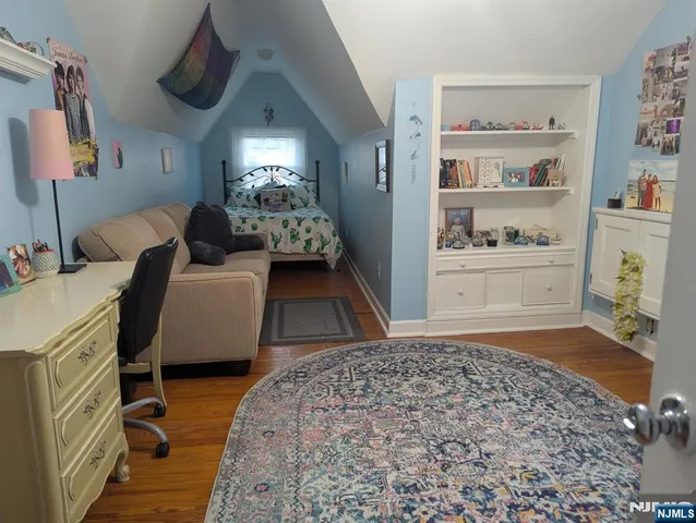 $599,500 | 39-16 Northern Drive, Fair Lawn, NJ 07410