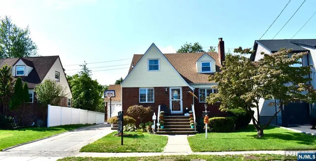 $599,500 | 39-16 Northern Drive, Fair Lawn, NJ 07410