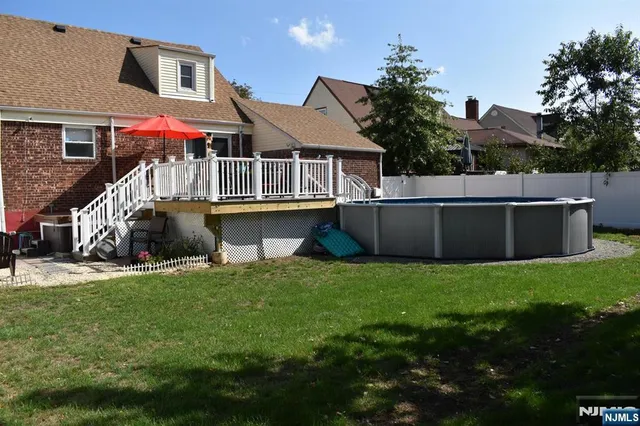 $599,500 | 39-16 Northern Drive, Fair Lawn, NJ 07410