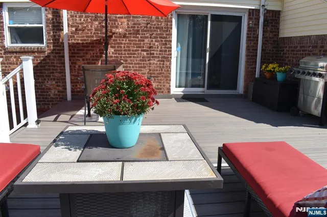 $599,500 | 39-16 Northern Drive, Fair Lawn, NJ 07410