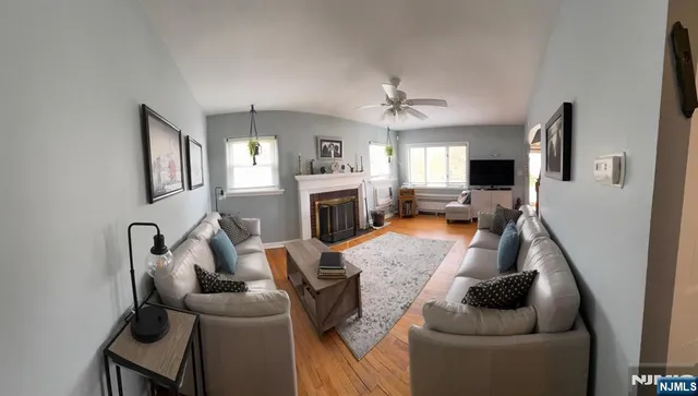 $599,500 | 39-16 Northern Drive, Fair Lawn, NJ 07410