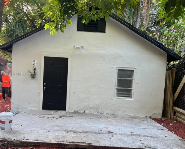 $4,500 | 45 Northeast 60th Street, Unit 45, Miami, FL 33137