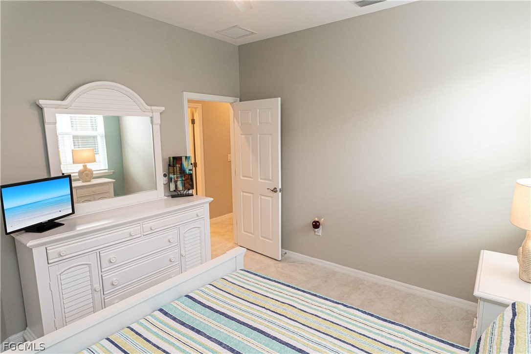 4431 Dutchess Park Road Fort Myers, FL 33916 - Photo 8 of 28