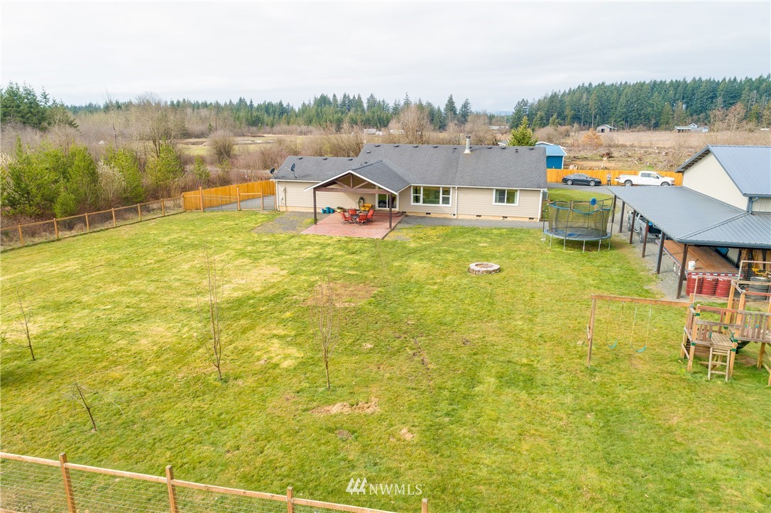 243 Gartner Road Winlock, WA 98596 - Photo 33 of 38 a view of a lake with a city