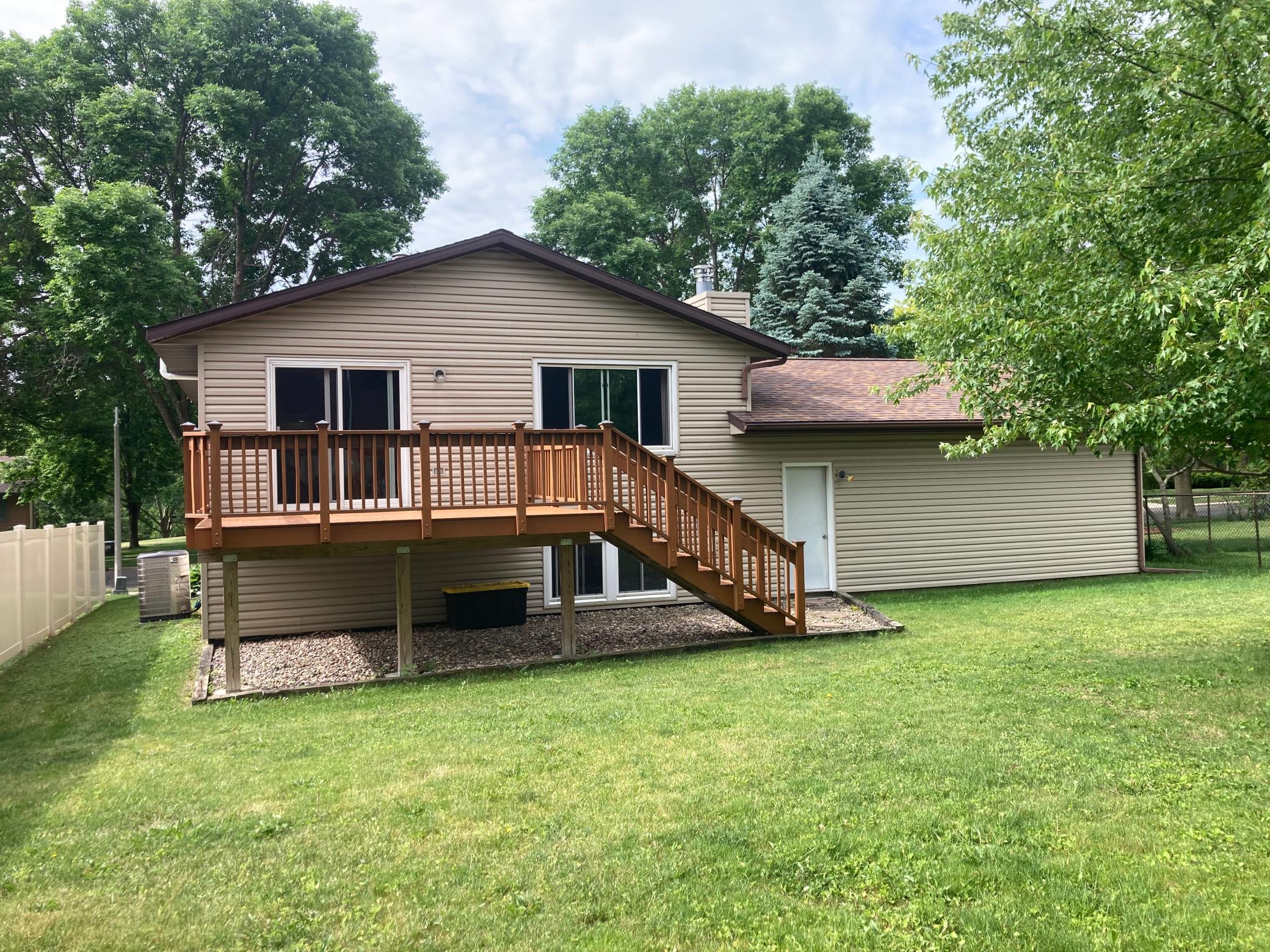 619 Chalet Drive Northwest Rochester, MN 55901 - Photo 2 of 20