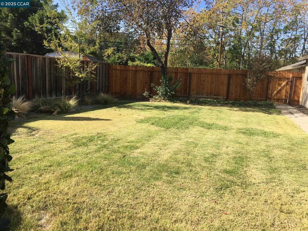 1330 Bentley Street Concord, CA 94518 - Photo 8 of 11
