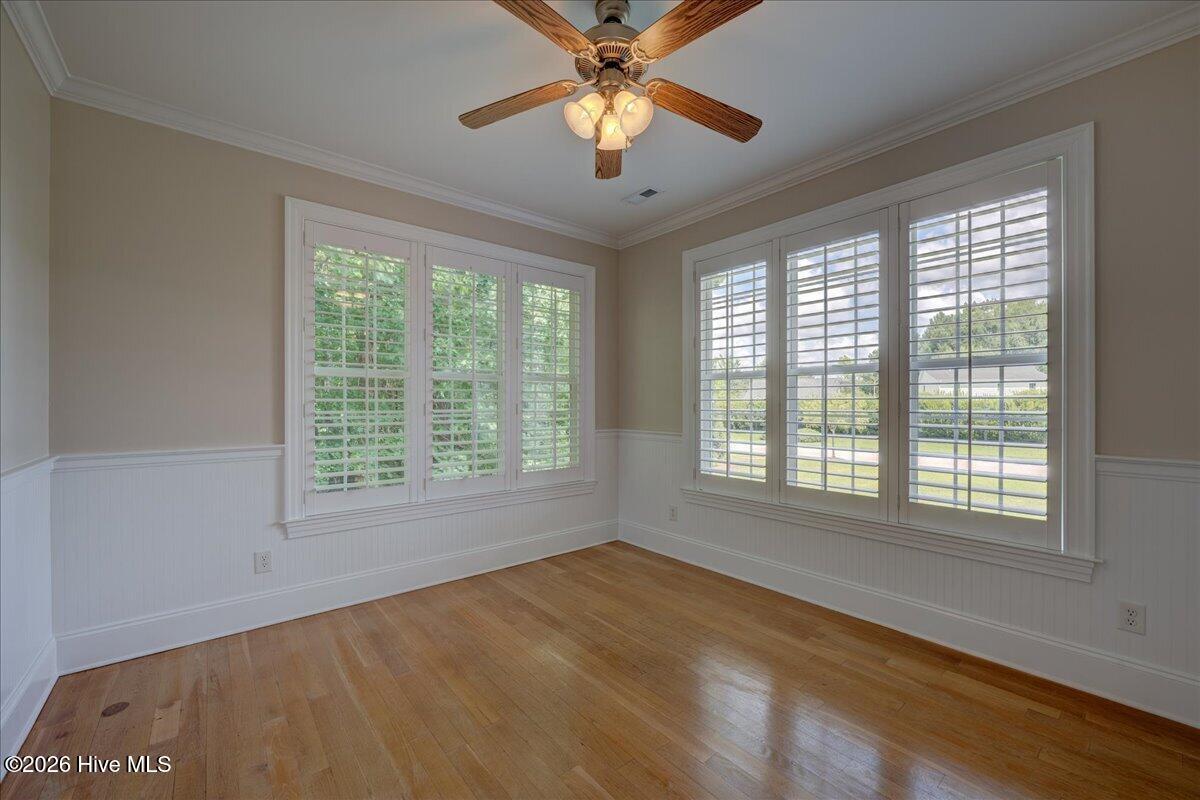 207 Emmen Road New Bern, NC 28562 - Photo 10 of 83