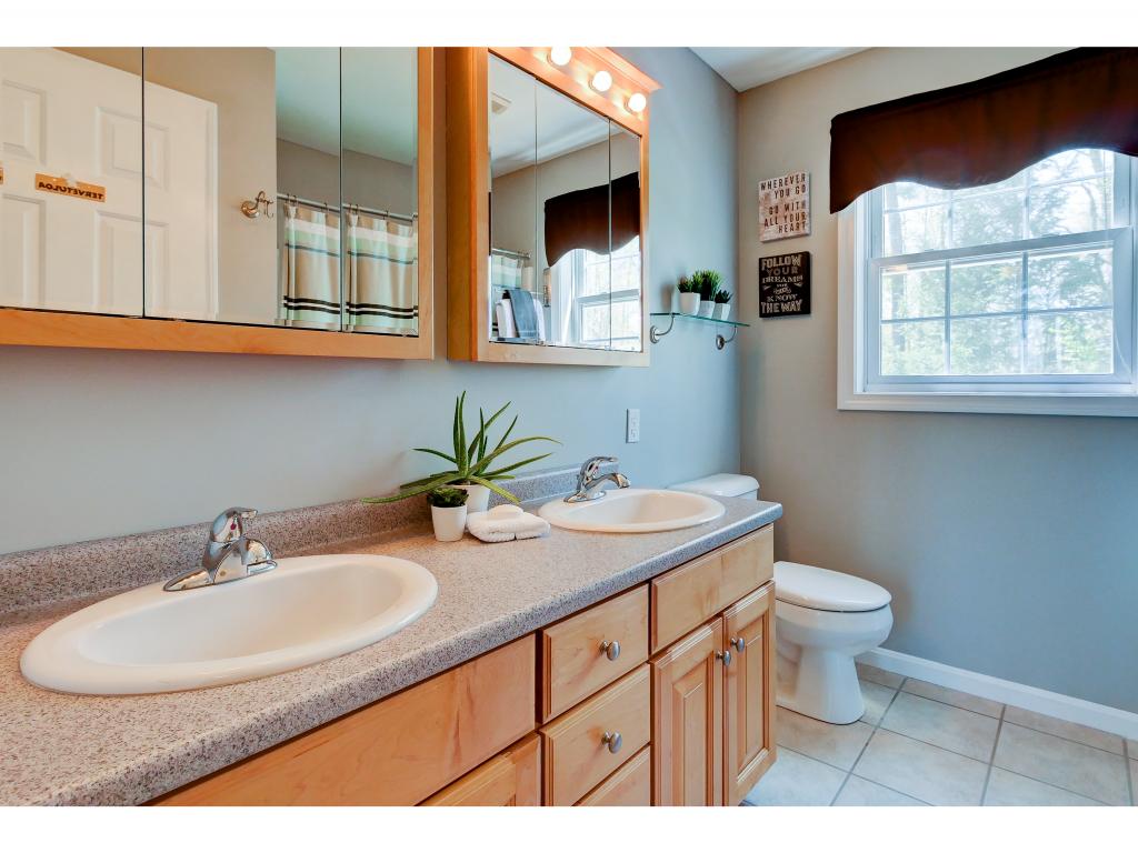 30 Squire Armour Road Windham, NH 03087 - Photo 15 of 26