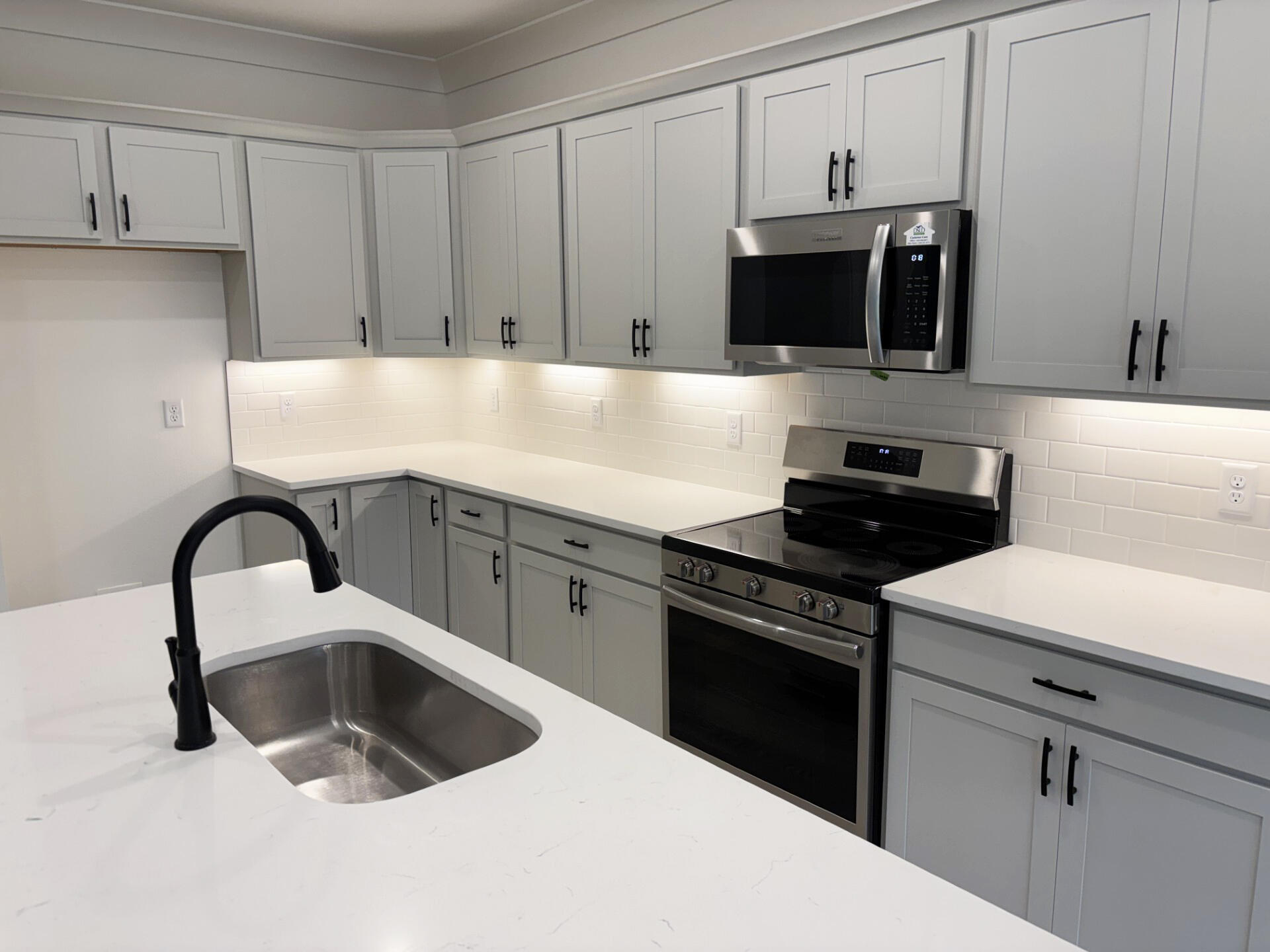 2701 Louis Circle Crestview, FL 32536 - Photo 4 of 25 Kitchen3 copy