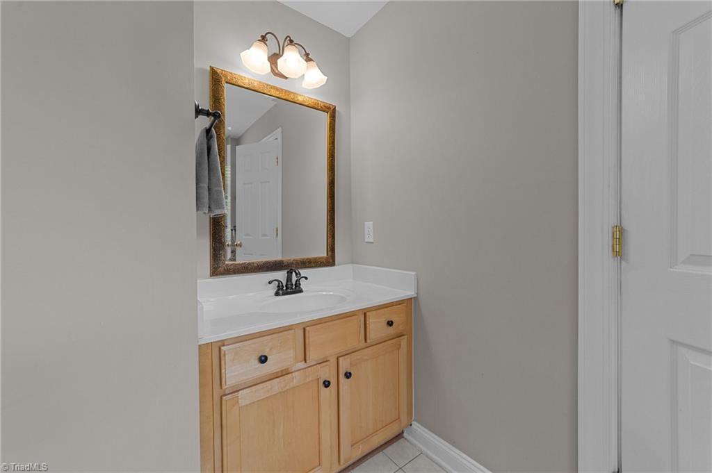 5806 Billet Road Oak Ridge, NC 27310 - Photo 25 of 46 PRIMARY BATH