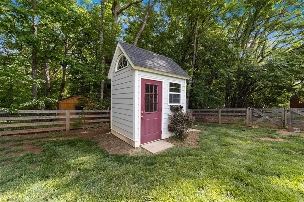 5806 Billet Road Oak Ridge, NC 27310 - Photo 38 of 46 POTTING SHED 8X8 IN REAR YARD