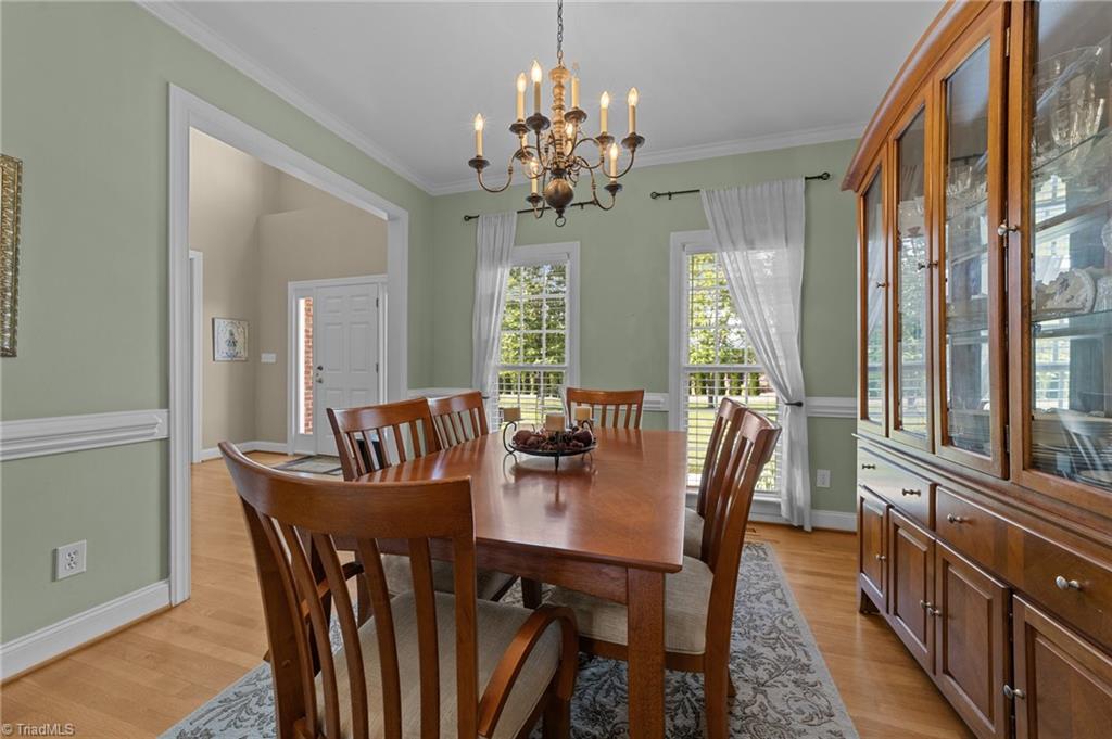 5806 Billet Road Oak Ridge, NC 27310 - Photo 8 of 46 DINING ROOM