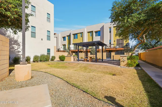 $575,000 | 820 North 8th Avenue, Unit 24, Phoenix, AZ 85007