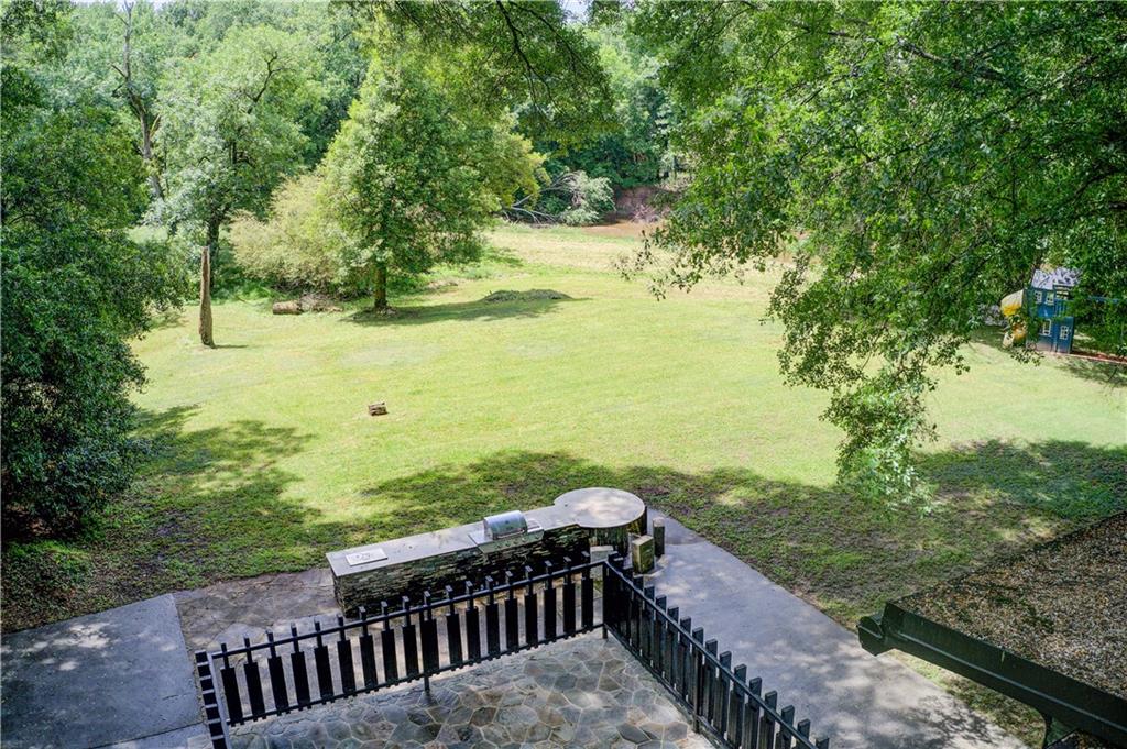 1676 Moores Mill Road Northwest Atlanta, GA 30327 - Photo 31 of 32