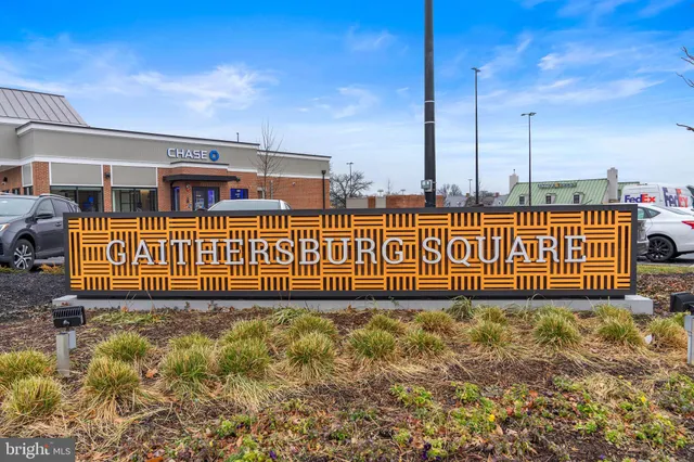 $225,000 | 18521 Boysenberry Drive, Unit 242172, Gaithersburg, MD 20879