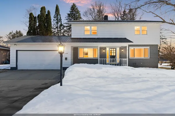 $309,900 | 108 South Humphrey Circle, Shawano, WI 54166