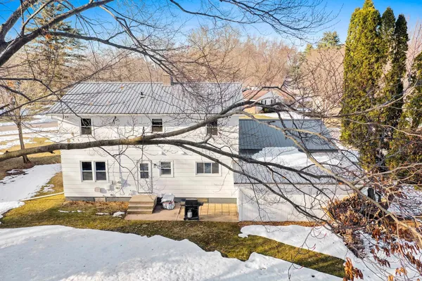 $309,900 | 108 South Humphrey Circle, Shawano, WI 54166