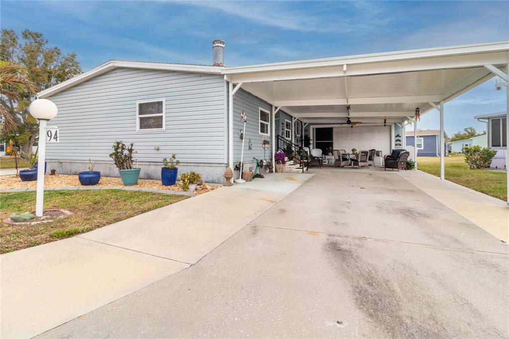 94 Meadow Circle Ellenton, FL 34222 - Photo 2 of 57