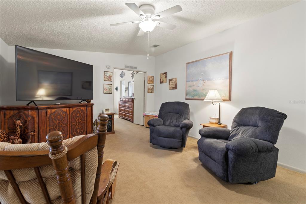 94 Meadow Circle Ellenton, FL 34222 - Photo 23 of 57