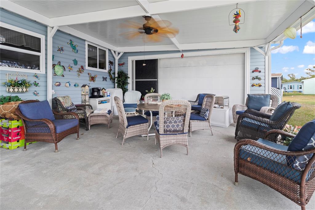 94 Meadow Circle Ellenton, FL 34222 - Photo 8 of 57