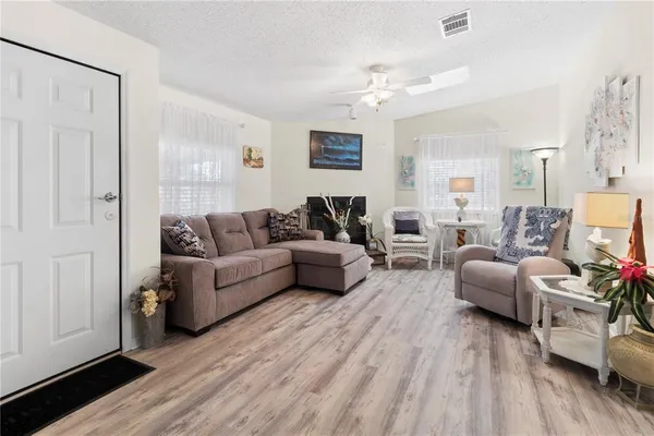 $219,000 | 94 Meadow Circle, Ellenton, FL 34222