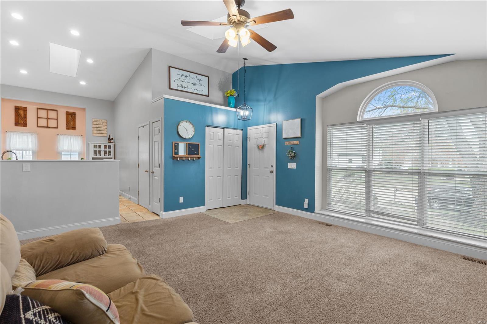 5065 Danielle Drive St. Charles, MO 63304 - Photo 6 of 22