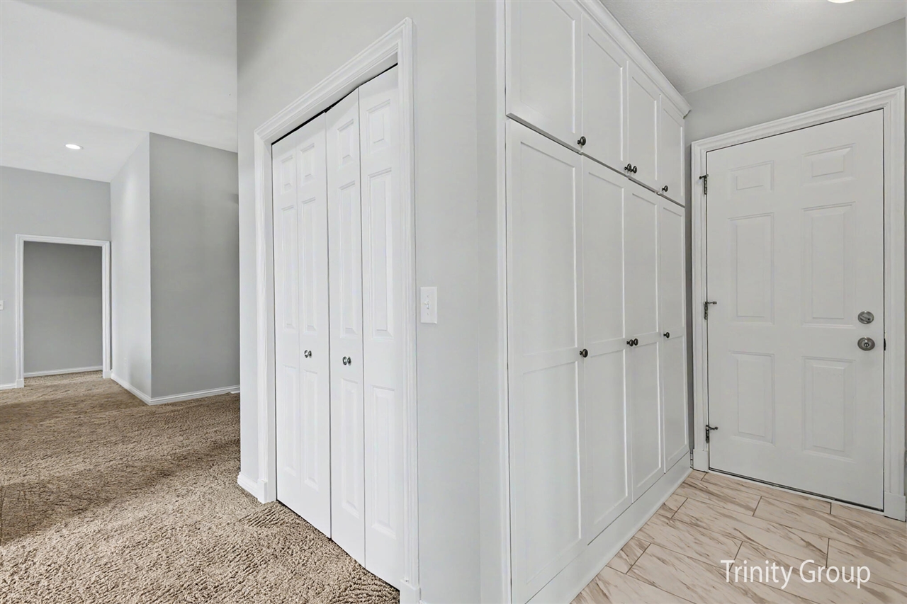 1554 Ponstein Drive Hudsonville, MI 49426 - Photo 13 of 48