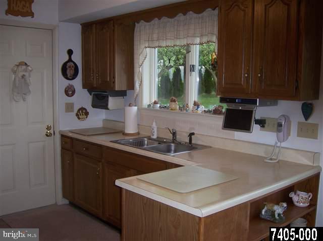 48 Hillside Road Hanover, PA 17331 - Photo 2 of 23 Gallery Image 2