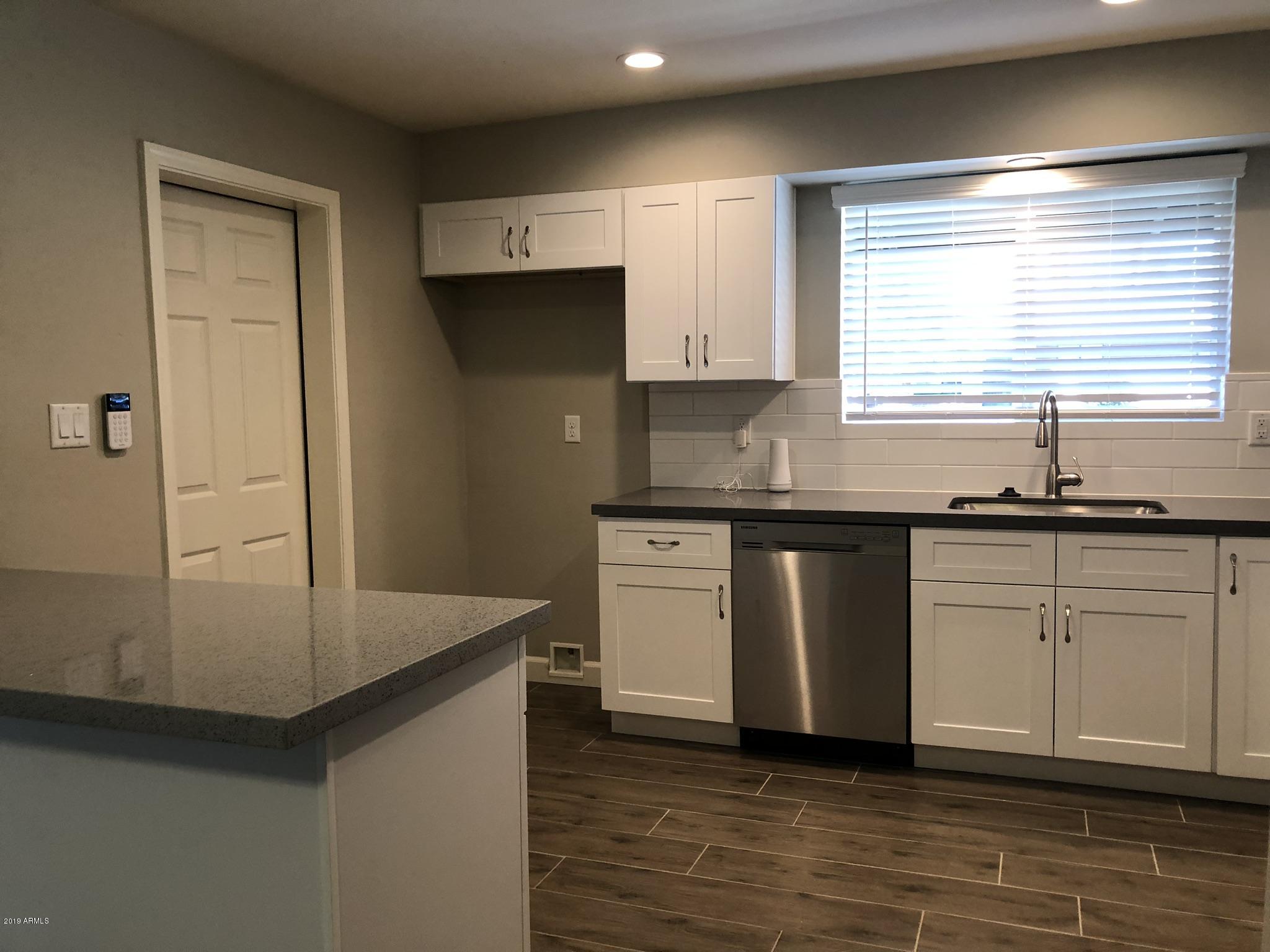 3715 West Lawrence Road Phoenix, AZ 85019 - Photo 5 of 24 Kitchen