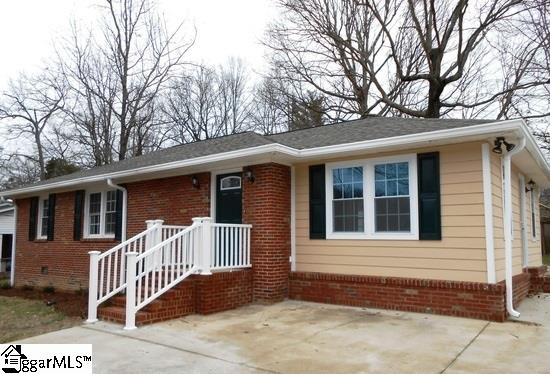101 Ikes Road Taylors, SC 29687 - Photo 1 of 23 Gallery Image 1