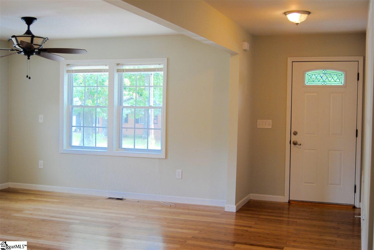 101 Ikes Road Taylors, SC 29687 - Photo 4 of 23 Gallery Image 4