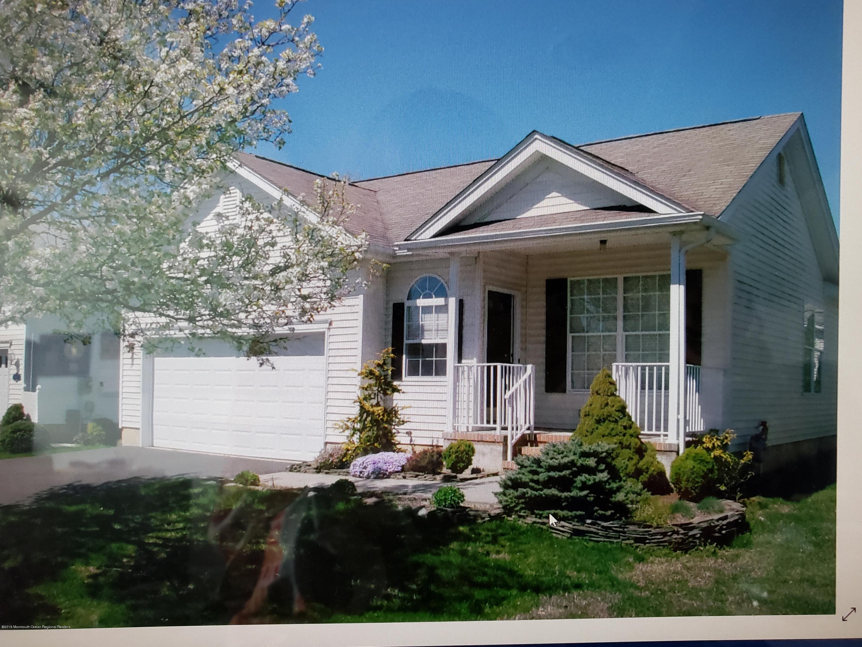 18 Shelley Road Brick, NJ 08724 - Photo 2 of 6 20190417_142718 (002)