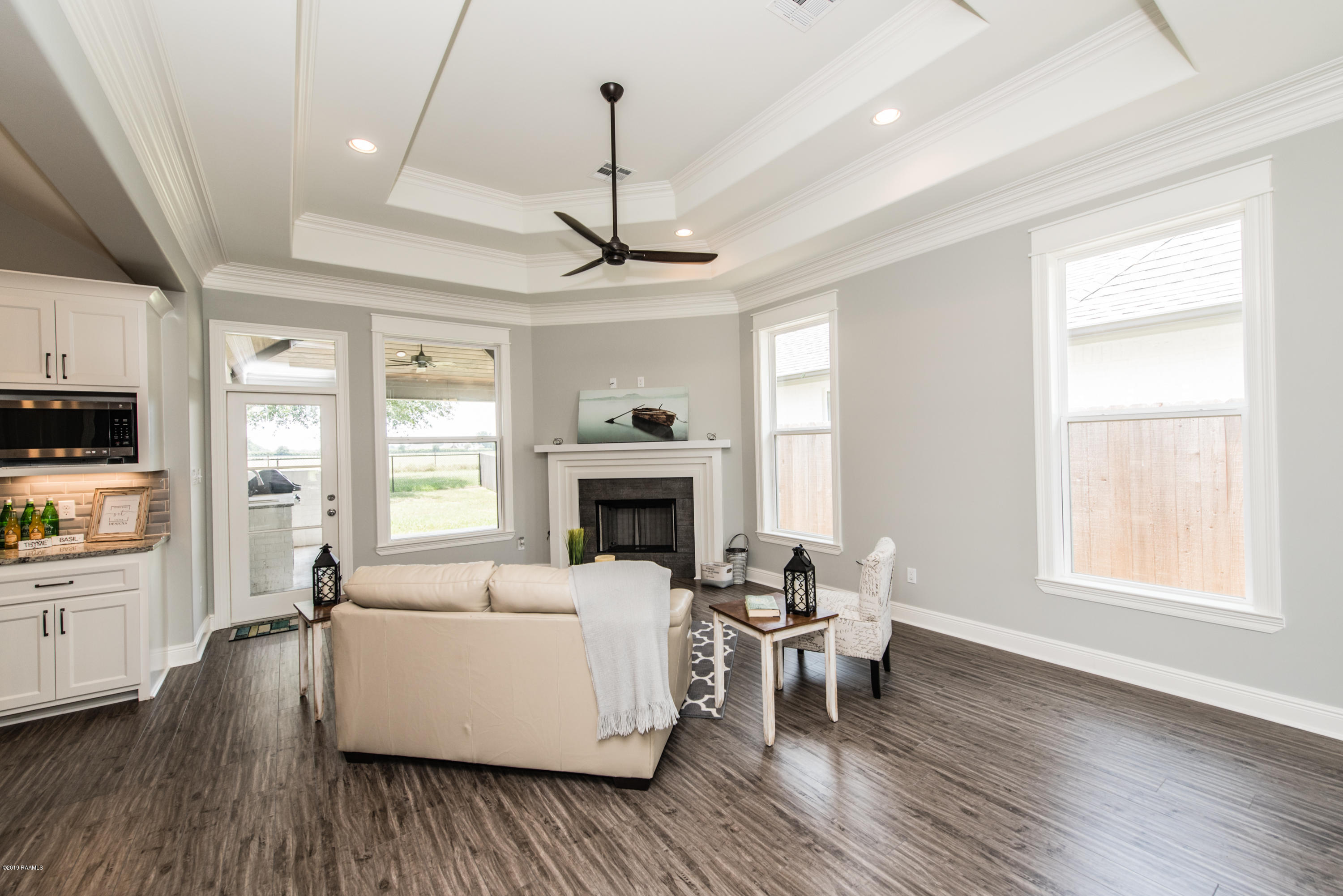 226 Whispering Meadows Road Broussard, LA 70518 - Photo 8 of 45 Gallery Image 8