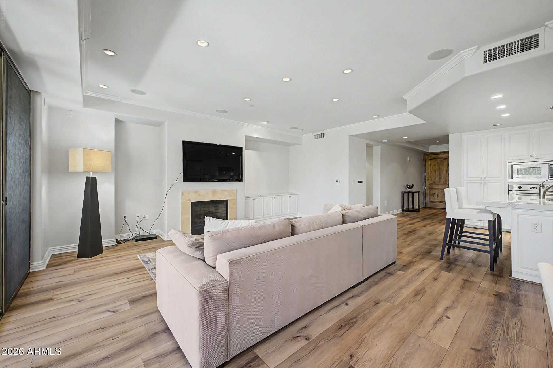 7175 East Camelback Road, Unit 309 Scottsdale, AZ 85251 - Photo 18 of 54 15 - Camelback