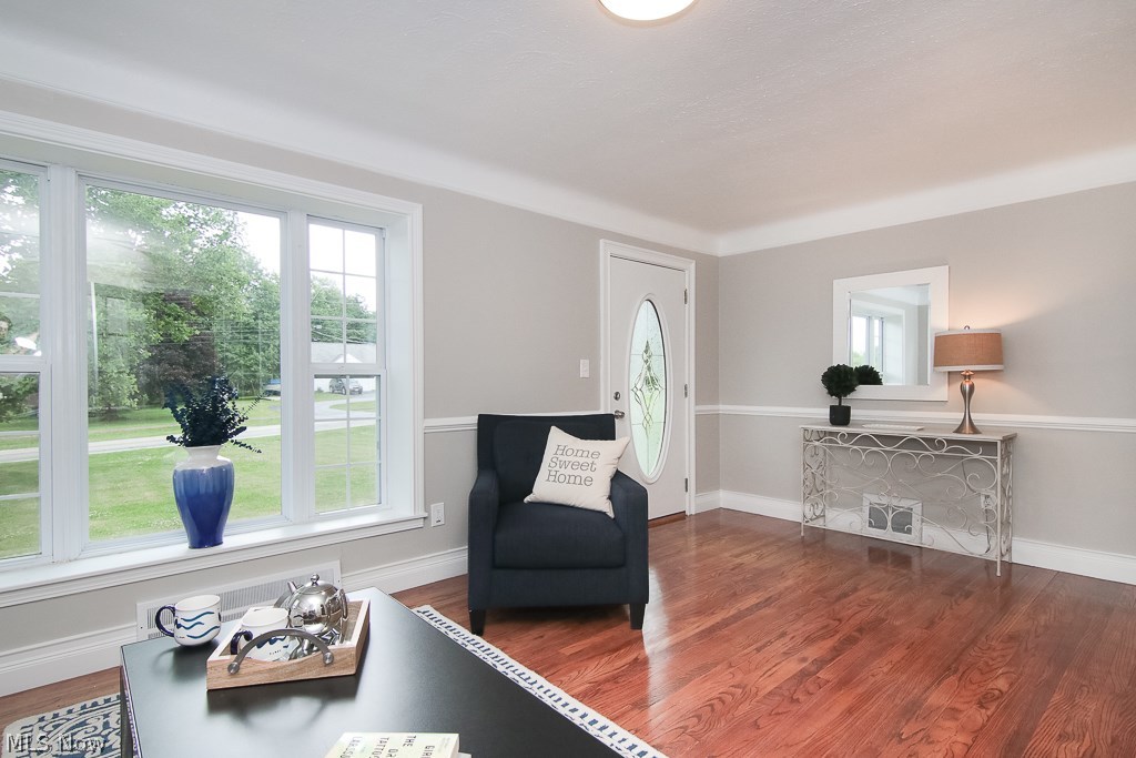 768 Lander Road Cleveland, OH 44143 - Photo 3 of 14 Gallery Image 3