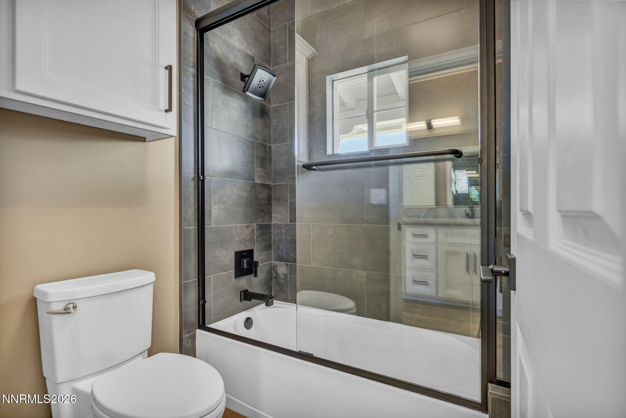 2965 Roundrock Court Reno, NV 89511 - Photo 26 of 40 a bathroom with a toilet and a shower