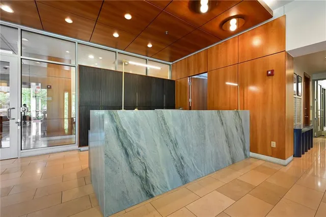 $719,000 | 4950 Central Street, Unit 207, Kansas City, MO 64112