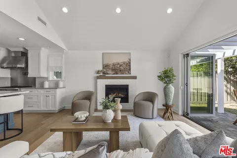 $3,695,000 | 3542 Stoner Avenue, Los Angeles, CA 90066