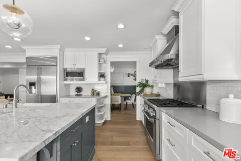 $3,695,000 | 3542 Stoner Avenue, Los Angeles, CA 90066