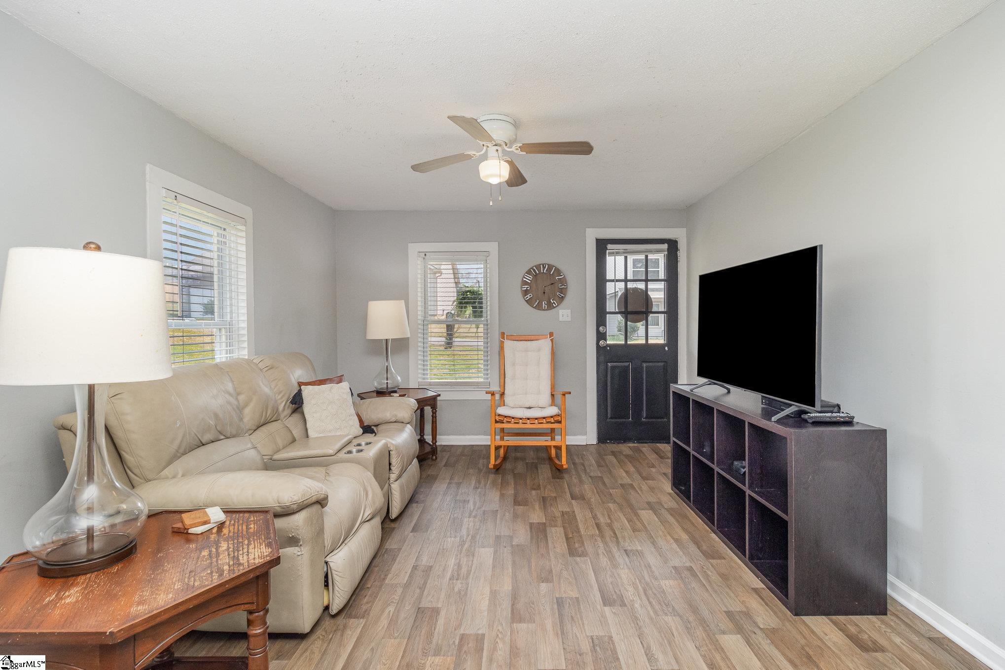 222 Crescent Circle Duncan, SC 29334 - Photo 7 of 27